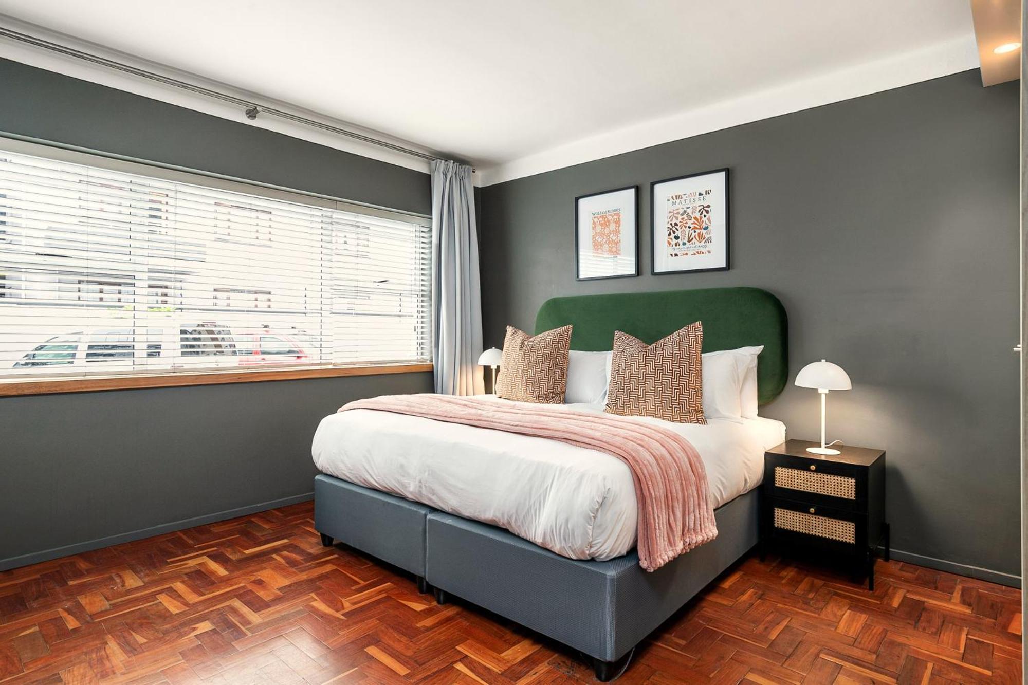 Shaftesbury 2 Apartment *
